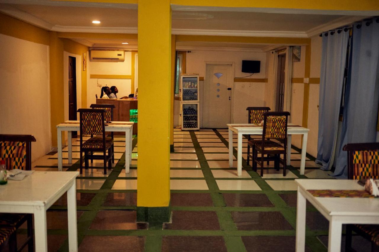 Hotel Ellisa Hospitality And Spa Akkra Exterior foto