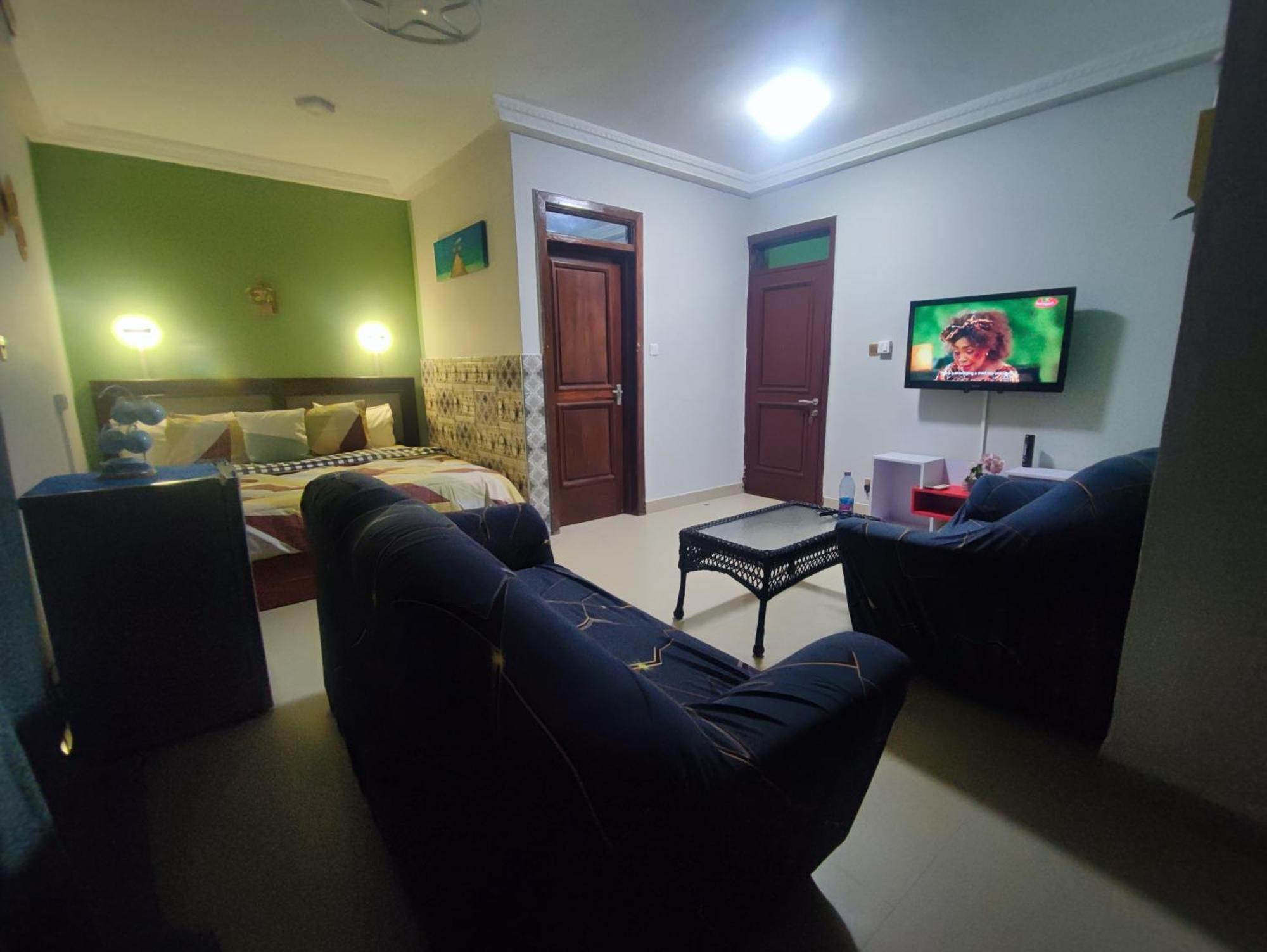 Hotel Ellisa Hospitality And Spa Akkra Exterior foto